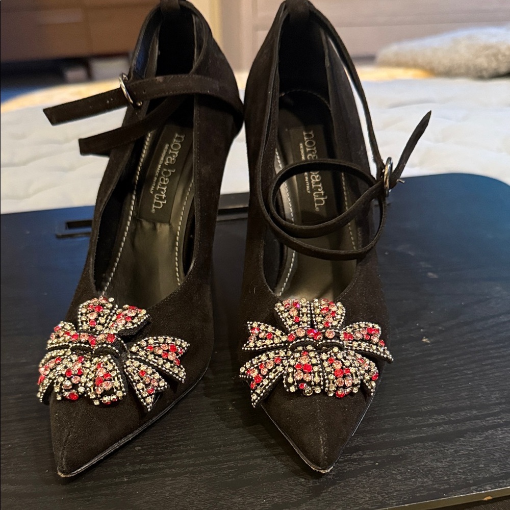 New unworn Black suede and crystal  Embellished pumps